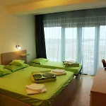 Apartamento Evergreen Două Mai