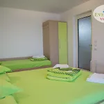 Apartment Evergreen 2 Mai