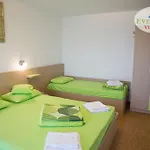 Evergreen Apartamento Două Mai