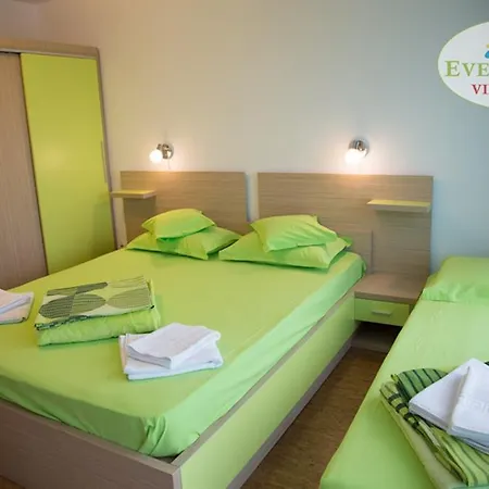 Evergreen * Două Mai